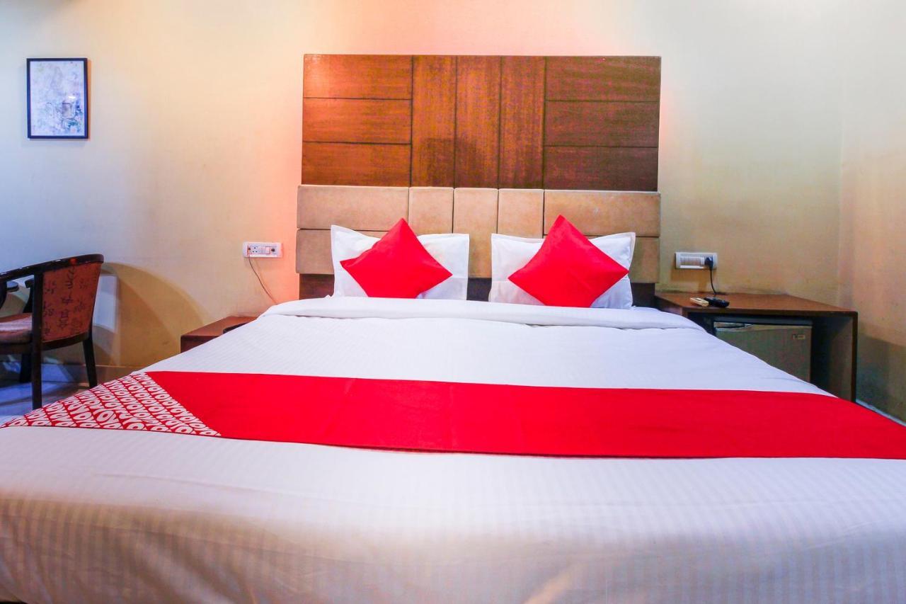 Oyo Hotel Metro International Near Lb Stadium Haïdarabad Extérieur photo